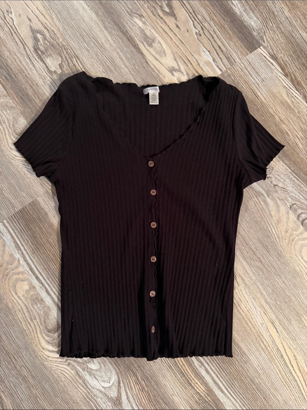 Bozzolo Black Ribbed Button-Front Short Sleeve Top